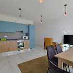 Valletta View 2br With Terrace * Gzira