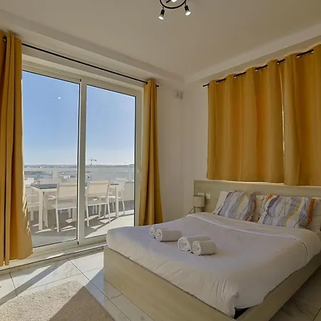 Apartment Valletta View 2br With Terrace Gzira