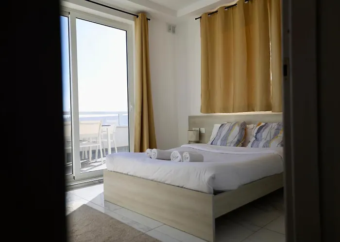 Valletta View 2br With Terrace