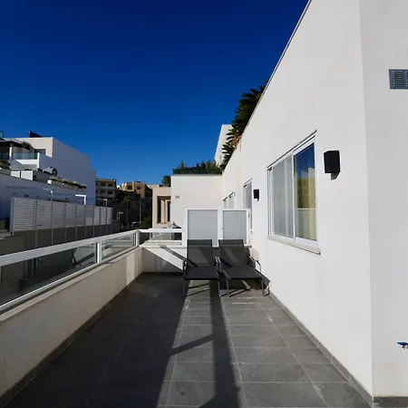 Valletta View 2br With Terrace *