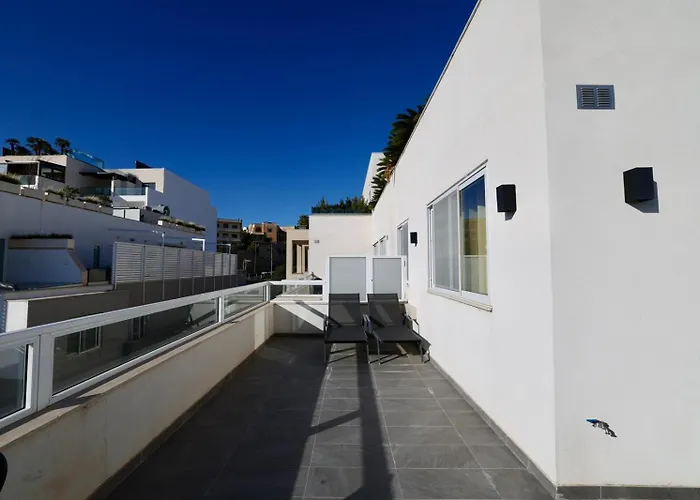 Valletta View 2br With Terrace *