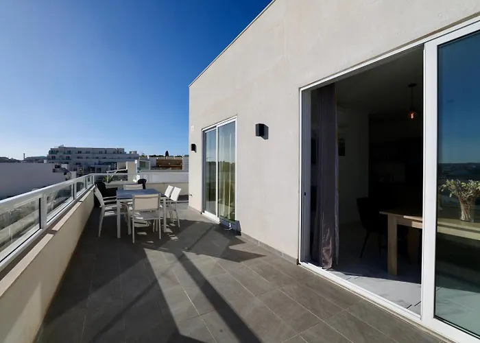 Valletta View 2br With Terrace 公寓 *